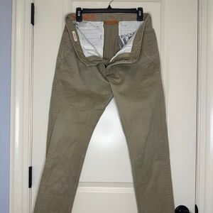 Men's Dockers Tan Flat Front Casual Khakis - Size 33 x 30